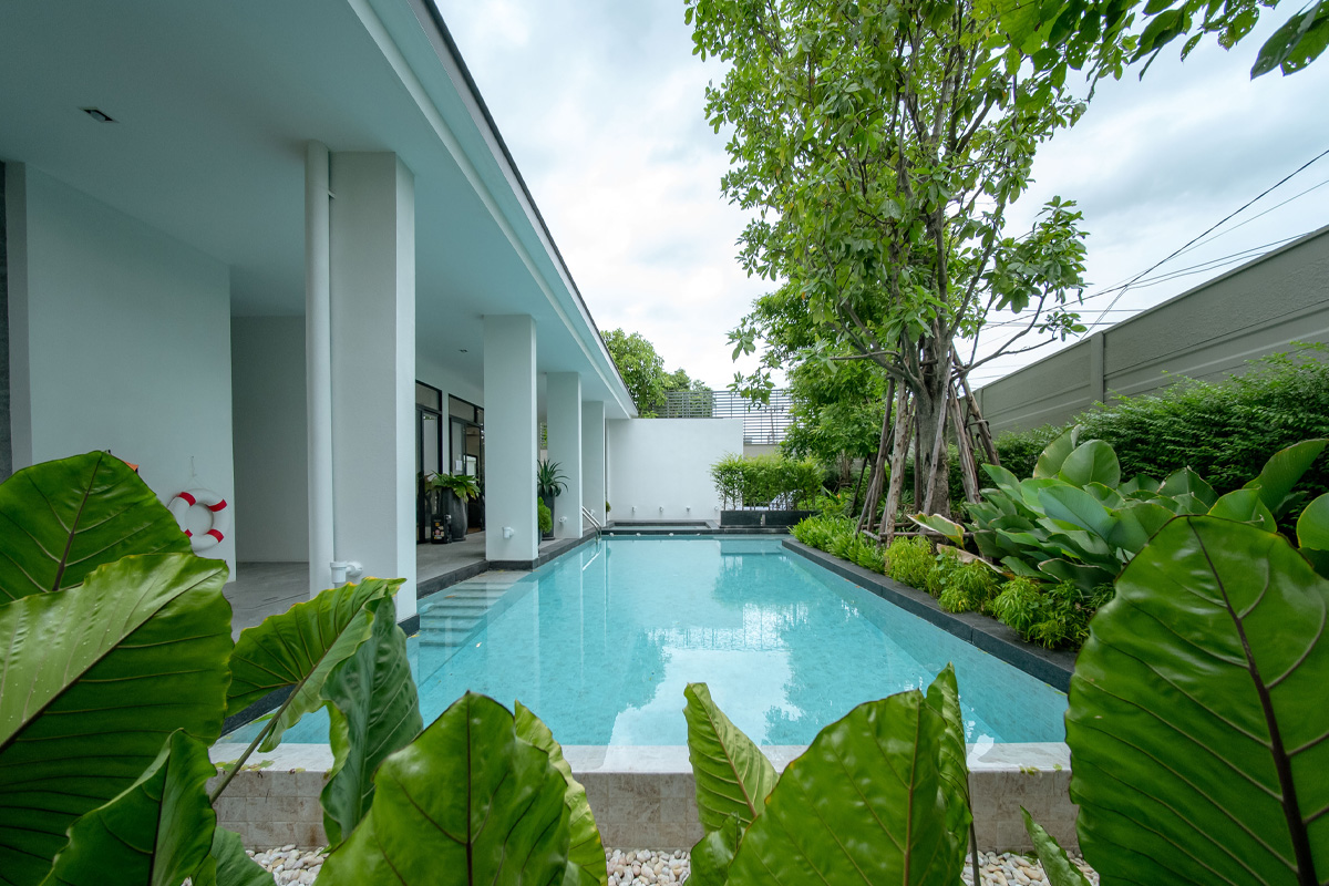 บ้านกลางเมือง พหลฯ-รามอินทรา ทาวน์โฮมหรู 3 ชั้น ติดถนนเทพรักษ์